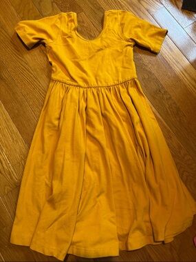 Girls' Mustard Yellow Short-Sleeve Casual Twirl Dress